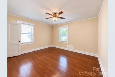 132 Gregg Avenue, Chester, SC 29706 - Photo 4