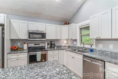 68 Clear View Drive, Mars Hill, NC 28754 - Photo 16
