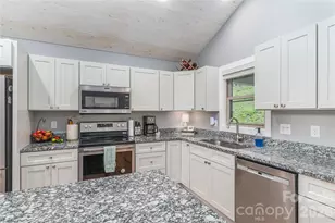 68 Clear Vw Dr, Mars Hill, NC 28754 - Photo 16