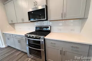 9850 Festival Wy, Charlotte, NC 28215 - Photo 30