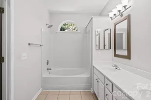 10305 Flat Stone Rd, Charlotte, NC 28213 - Photo 16