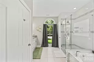 4519 Crownvista Dr, Charlotte, NC 28269 - Photo 16