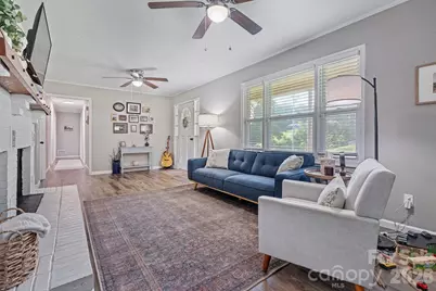 3968 Hollywood Ridge Road, Lenoir, NC 28645 - Photo 10