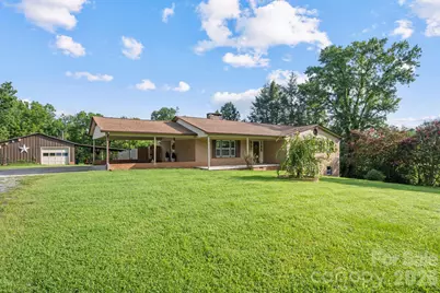 3968 Hollywood Ridge Road, Lenoir, NC 28645 - Photo 4