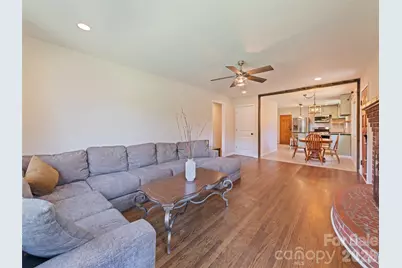 23 Elm Street, Canton, NC 28716 - Photo 10