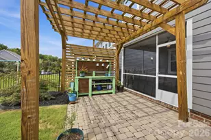 1020 Claires Creek Ln, Davidson, NC 28036 - Photo 40