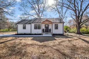 1325 W Nc Hwy 150 Hwy, Lincolnton, NC 28092 - Photo 2
