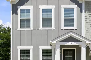 26 Walnut Spgs Dr, Asheville, NC 28804 - Photo 2