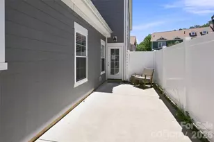 26 Walnut Spgs Dr, Asheville, NC 28804 - Photo 32