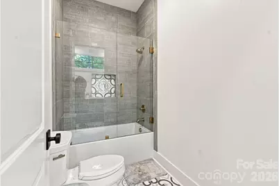 4761 Glen Hollow Lane NE, Hickory, NC 28601 - Photo 26