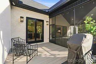 4761 Glen Hollow Ln NE, Hickory, NC 28601 - Photo 36