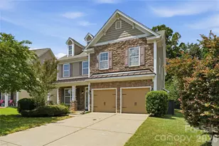 10817 Bere Island Dr, Charlotte, NC 28278 - Photo 1