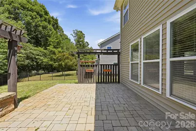 10817 Bere Island Drive, Charlotte, NC 28278 - Photo 42