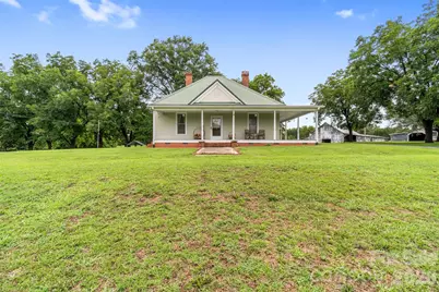 2416 Nc 109 Highway S, Wadesboro, NC 28170 - Photo 2