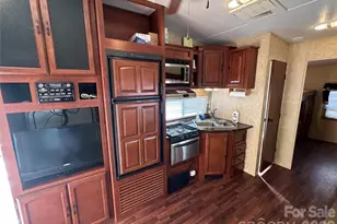 139 Pier Ave, New London, NC 28127 - Photo 6