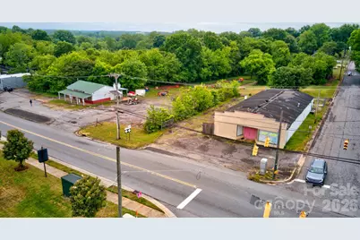 225 E D Street, Newton, NC 28658 - Photo 30