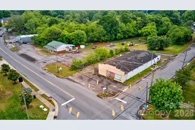 225 E D Street, Newton, NC 28658 - Photo 28