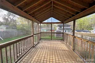 1909 St Luke St, Charlotte, NC 28216 - Photo 20