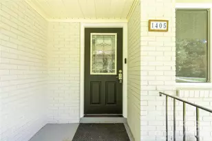 1405 Lakeview Dr, Pineville, NC 28134 - Photo 10
