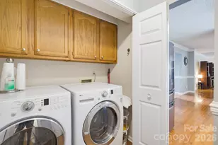 4113 Hallam Ct, Charlotte, NC 28269 - Photo 16