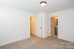 11828 Avocet St, Charlotte, NC 28215 - Photo 8