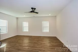 11828 Avocet St, Charlotte, NC 28215 - Photo 4