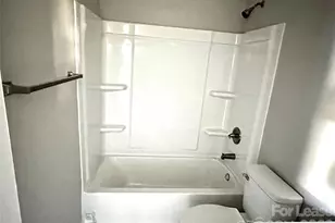 920 Holt St, Lexington, NC 27292 - Photo 14