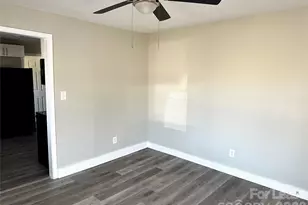 920 Holt St, Lexington, NC 27292 - Photo 6