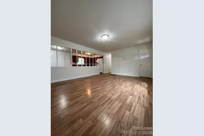 305 Briarwood Circle, Dallas, NC 28034 - Photo 4