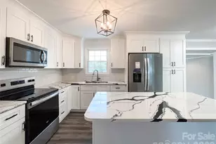 104 Dyer Dr, Shelby, NC 28152 - Photo 10
