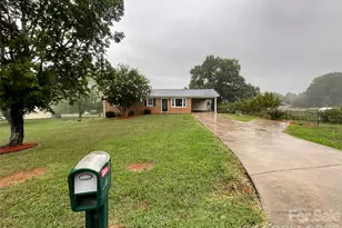 104 Dyer Dr, Shelby, NC 28152 - Photo 2