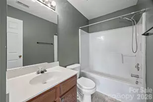 3240 Barons Court Rd, Charlotte, NC 28213 - Photo 24