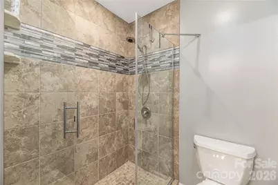 204 Live Oak Lane, Hendersonville, NC 28791 - Photo 8
