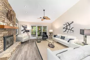 204 Live Oak Ln, Hendersonville, NC 28791 - Photo 4