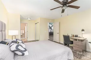 204 Live Oak Ln, Hendersonville, NC 28791 - Photo 6
