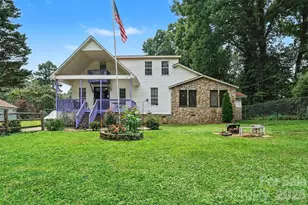3315 Carver Pl, Charlotte, NC 28269 - Photo 2