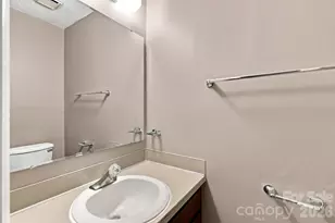 4033 Briarhill Dr, Charlotte, NC 28215 - Photo 28