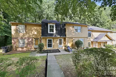 4033 Briarhill Drive, Charlotte, NC 28215 - Photo 2