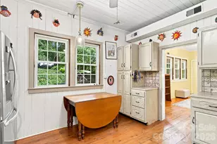 1925 Laurel Park Hwy, Hendersonville, NC 28739 - Photo 28
