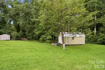 10211 Meadow Hollow Drive, Charlotte, NC 28227 - Photo 36