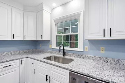10211 Meadow Hollow Drive, Charlotte, NC 28227 - Photo 10