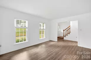 10211 Meadow Hollow Dr, Charlotte, NC 28227 - Photo 4