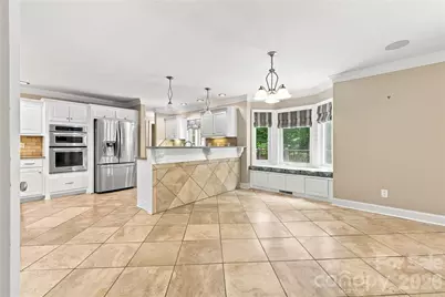 3906 Wandering Lane NE, Hickory, NC 28601 - Photo 8