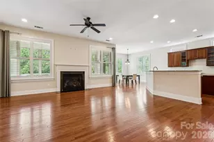 16826 Coves Edge Ln, Charlotte, NC 28278 - Photo 14
