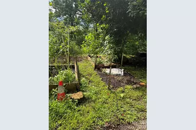 1886 Old Linville Road, Marion, NC 28752 - Photo 12