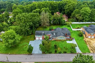 103 Castlegate Dr, Morganton, NC 28655 - Photo 4