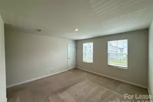 4208 Bowline Dr, Charlotte, NC 28269 - Photo 10