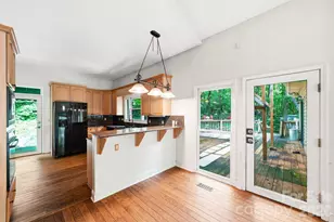 721 Canterbury Rd, Kings Mountain, NC 28086 - Photo 10