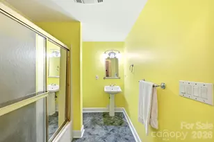 721 Canterbury Rd, Kings Mountain, NC 28086 - Photo 32