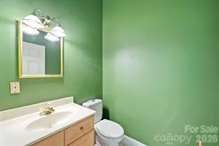 721 Canterbury Rd, Kings Mountain, NC 28086 - Photo 16